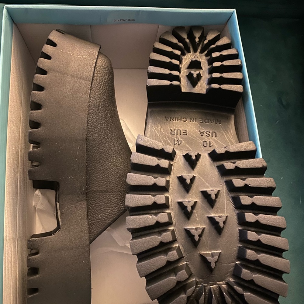 Jeffrey Campbell Black Clogge size 10
